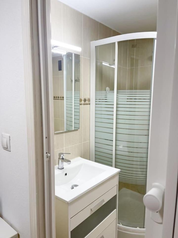 Apartamento Centrico Plazamar 4 Piscina Торре-дель-Мар Екстер'єр фото